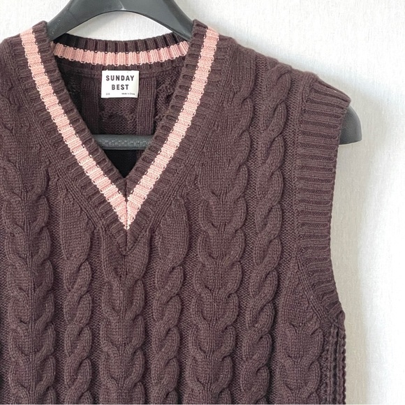 Aritzia Sunday Best Winston Sweater Vest - Picture 4 of 11